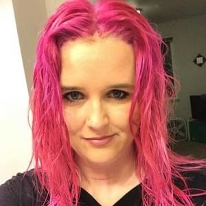 Meet your Posher, Monica